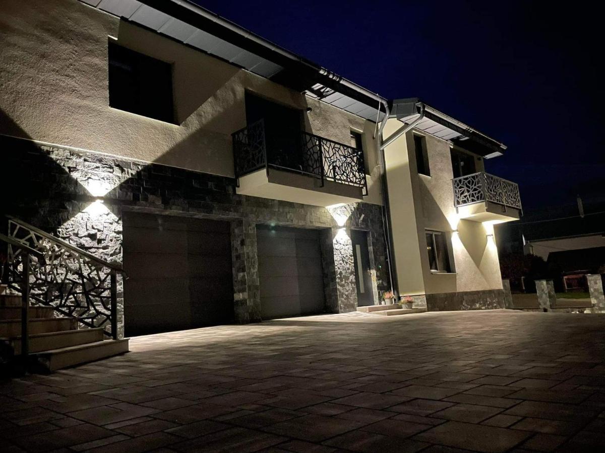 Apartmany Zaky Vrbov Exterior photo